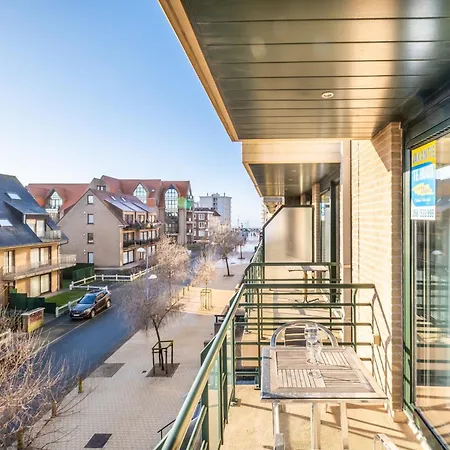 In Belgium Near The Sea, Cleaning Included Apartment Koksijde