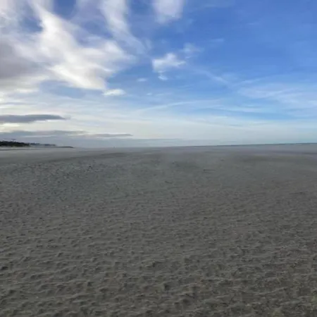 In Belgium Near The Sea, Cleaning Included * Koksijde